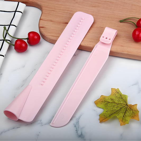 Adjustable Cake Scraper – Icing Smoother & Decorating Tool