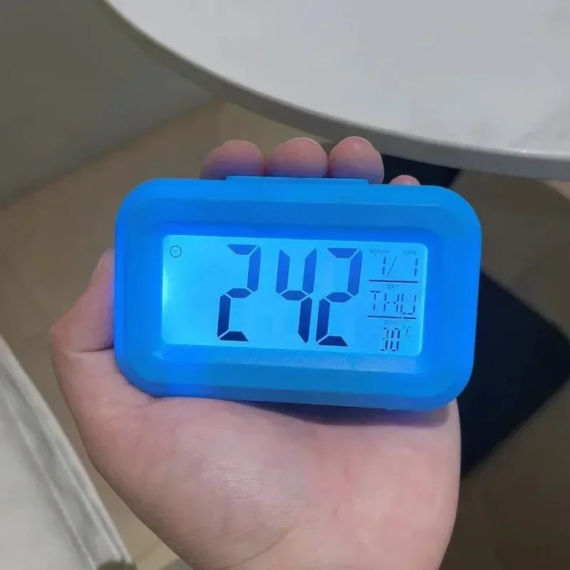 NeoDesk™ – LED Alarm & Calendar Clock